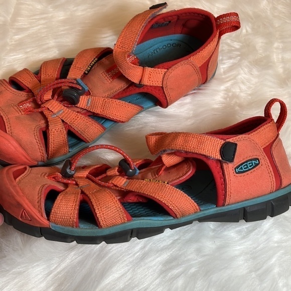 Keen Youth Outdoor Water Shoes Sandals - Picture 3 of 12